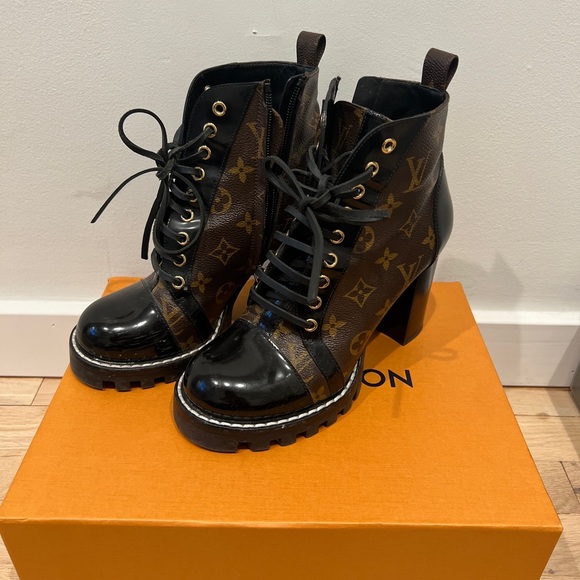 Louis Vuitton star trail boots 8.5 - Picture 2 of 9